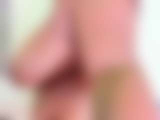 Cynthia's Live Sex Cam Show