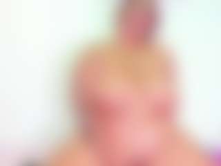 Cynthia's Live Sex Cam Show
