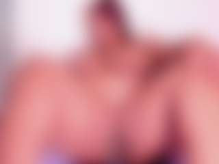 Cynthia's Live Sex Cam Show