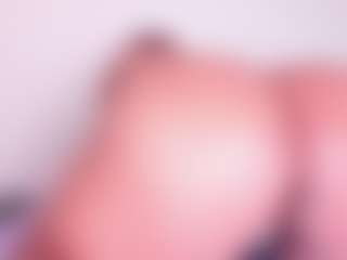 Cynthia's Live Sex Cam Show