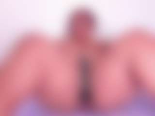 Cynthia's Live Sex Cam Show