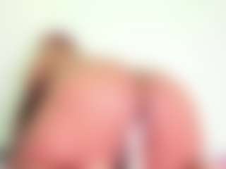Cynthia's Live Sex Cam Show