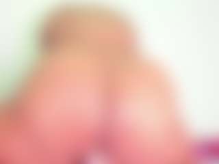Cynthia's Live Sex Cam Show