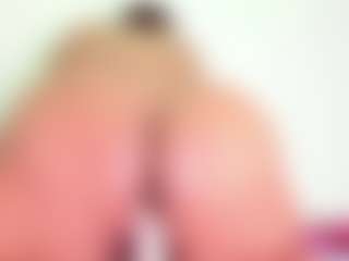 Cynthia's Live Sex Cam Show
