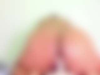 Cynthia's Live Sex Cam Show