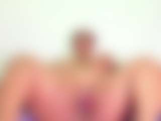 Cynthia's Live Sex Cam Show