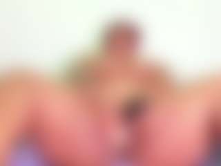 Cynthia's Live Sex Cam Show