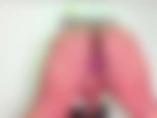 Cynthia's Live Sex Cam Show