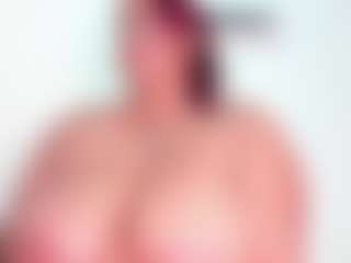 Cynthia's Live Sex Cam Show