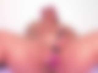 Cynthia's Live Sex Cam Show