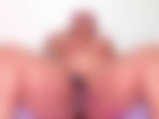 Cynthia's Live Sex Cam Show