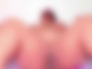 Cynthia's Live Sex Cam Show