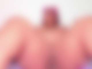 Cynthia's Live Sex Cam Show