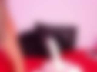 Cynthia's Live Sex Cam Show