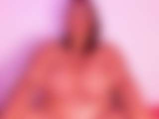 Live cam show with Cynthia - BBW on StripNow