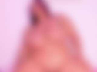 Cynthia's Live Sex Cam Show