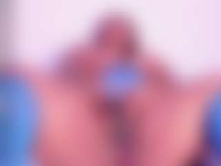 Cynthia's Live Sex Cam Show
