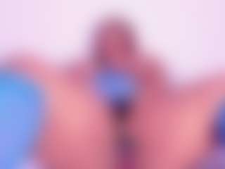 Cynthia's Live Sex Cam Show
