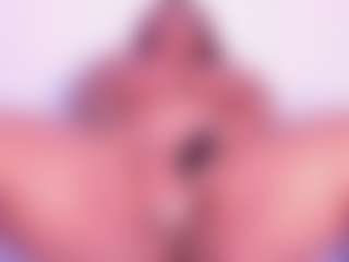 Cynthia's Live Sex Cam Show
