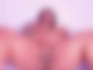 Live cam show with Cynthia - Blowjob on Camming Site