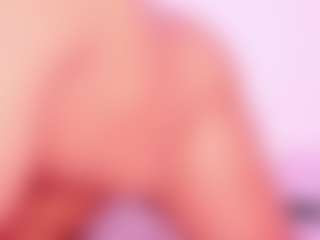 Cynthia's Live Sex Cam Show