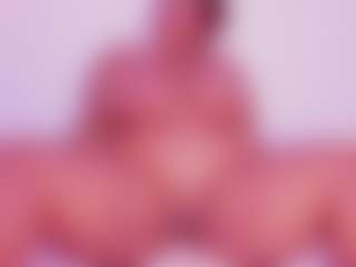 Cynthia's Live Sex Cam Show