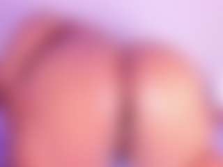 Live cam show with Cynthia - Anal Toys on Camsoda