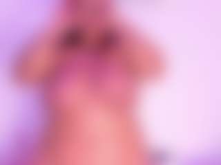 Cynthia's Live Sex Cam Show