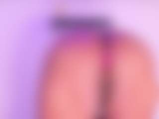 Cynthia's Live Sex Cam Show