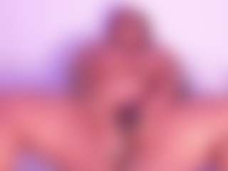 Cynthia's Live Sex Cam Show