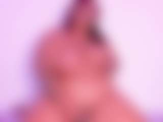Live cam show with Cynthia - Anal Toys on Camsoda