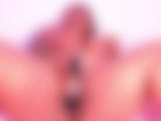 Live cam show with Cynthia - Spank on liverealitysex.com