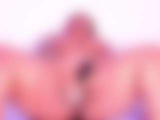 Live cam show with Cynthia - Dildo on Camiplay Live
