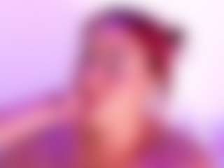 Live cam show with Cynthia - Red Hair Squirt on hrnylive.com
