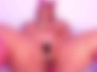 Cynthia's Live Sex Cam Show