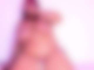 Cynthia's Live Sex Cam Show