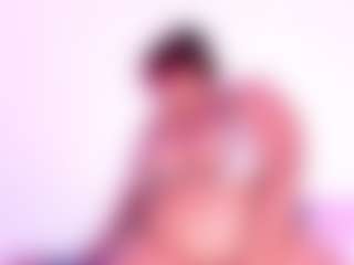 Cynthia's Live Sex Cam Show
