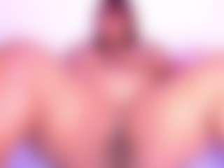 Cynthia's Live Sex Cam Show