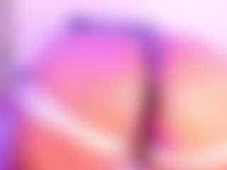 Cynthia's Live Sex Cam Show