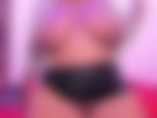Cynthia's Live Sex Cam Show