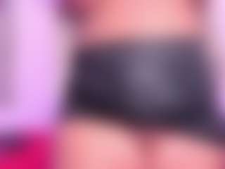 Cynthia's Live Sex Cam Show