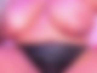 Cynthia's Live Sex Cam Show