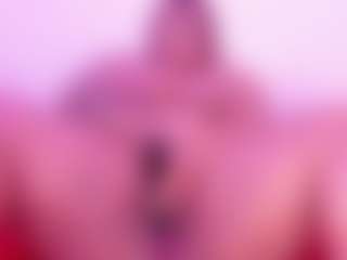 Live cam show with Cynthia - Double Penetration on Camsoda