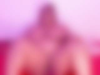 Cynthia's Live Sex Cam Show