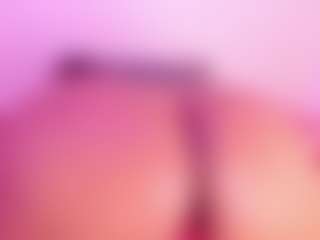 Show de cam en vivo con Cynthia - Strip BBW en Camsoda