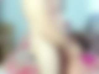 ladyred8's Live Sex Cam Show