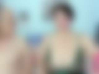 ladyred8's Live Sex Cam Show
