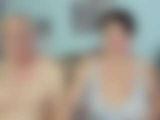 Live cam show with ladyred8 - Control on xfollow cams