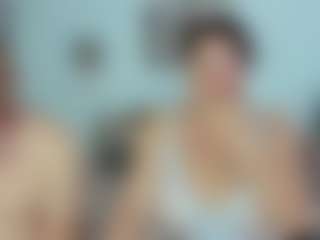 Live cam show with ladyred8 - BBW on Camming Site