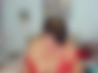 Live cam show with ladyred8 - Grey Eyes on friskycurves.com